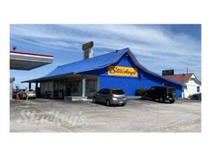 Photo of exterior of original Stuckey's store in Mareitta, Oklahoma